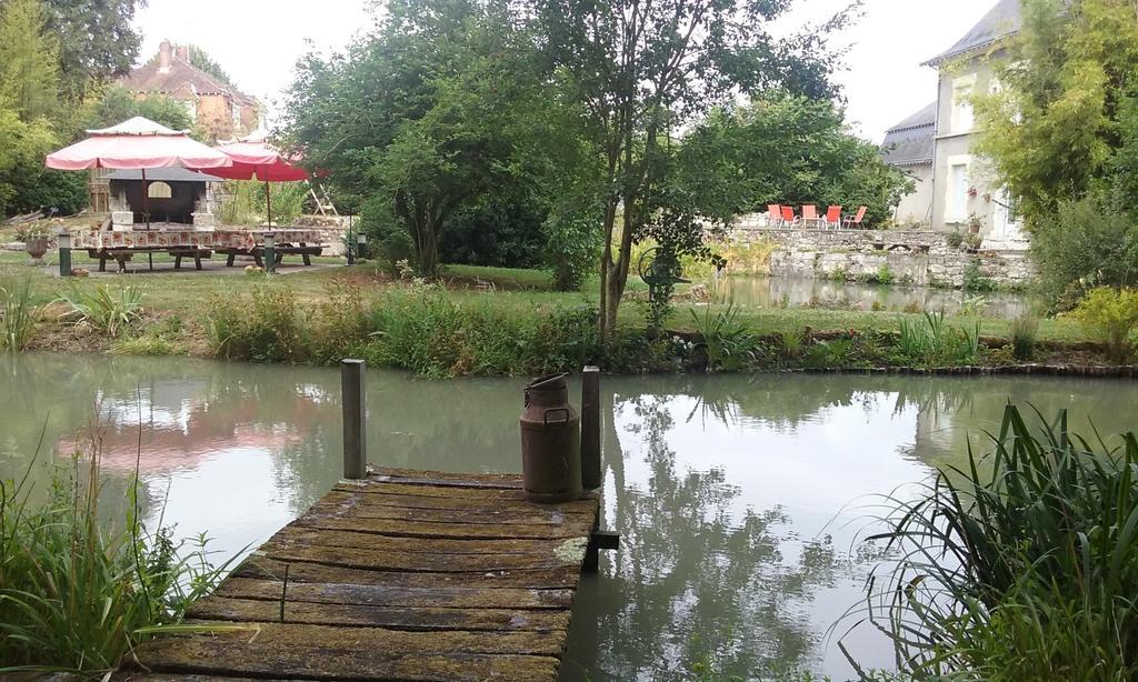 مبيت وإفطار Couffy Le Moulin Du Modon Proche Du Zooparc De Beauval المظهر الخارجي الصورة